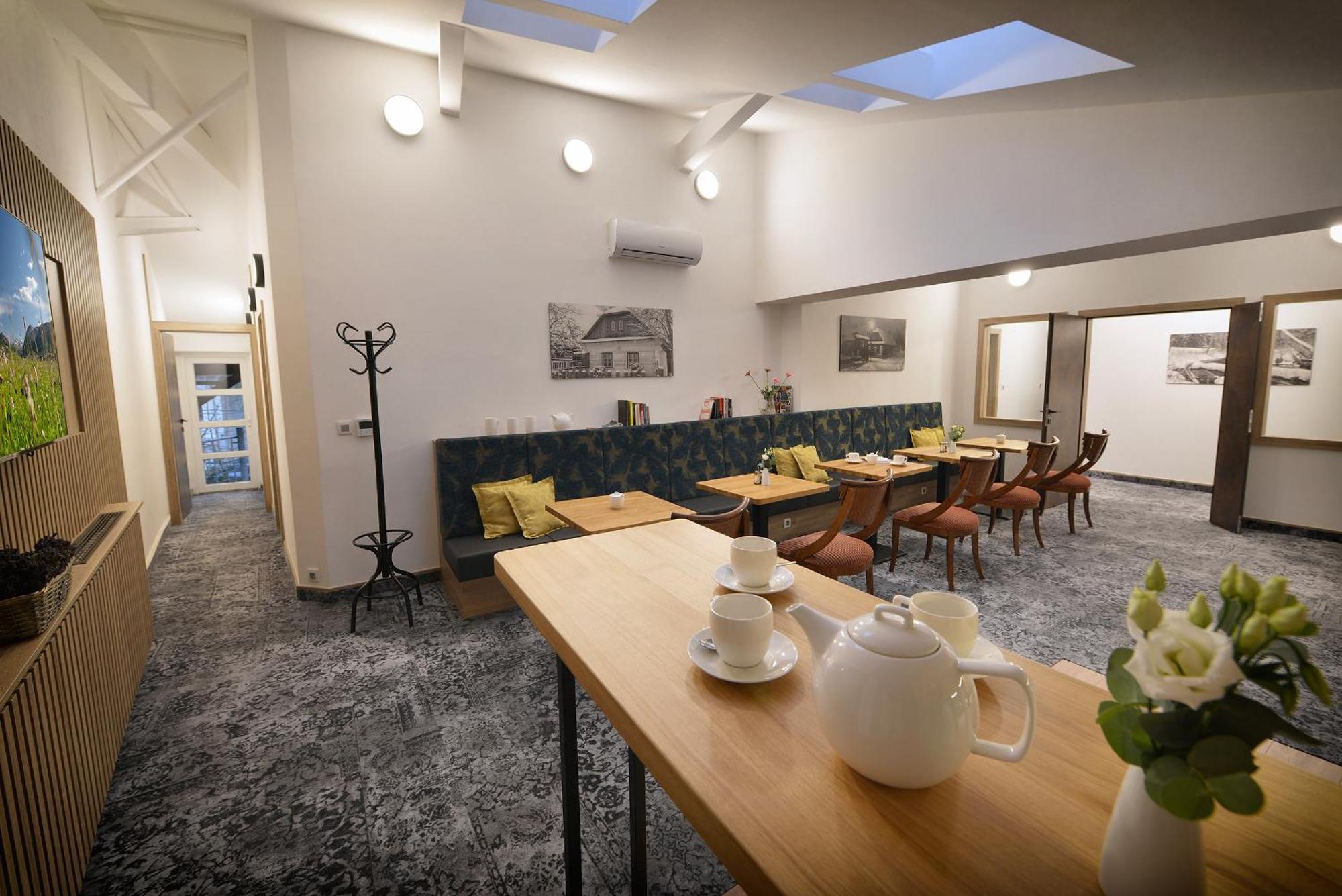 Vysocina Design Apartments Hlinsko Buitenkant foto